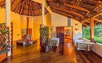 Loharano Lodge Nosy-Be Екстериор снимка